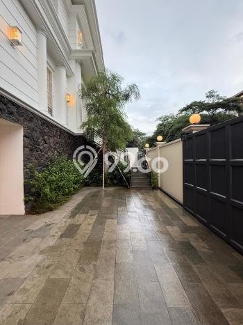 Dijual Rumah Mewah Elegan Dengan View Cantik di Kemang, Jakarta Selatan Dijual Rumah Mewah Elegan Dengan View Cantik di Kemang, Jakarta Selatan