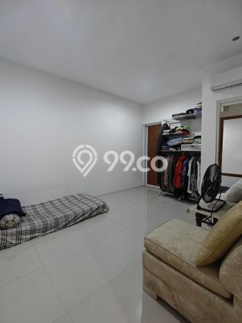 Rumah Strategis Modern Lb 200m2 di Duren Sawit, Jakarta Timur Rumah Strategis Modern Lb 200m2 di Duren Sawit, Jakarta Timur