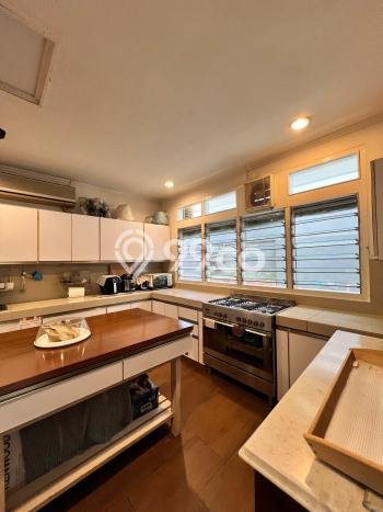 Jual Rumah Mewah Elegan Dengan View Cantik di Kemang, Jakarta Selatan Jual Rumah Mewah Elegan Dengan View Cantik di Kemang, Jakarta Selatan