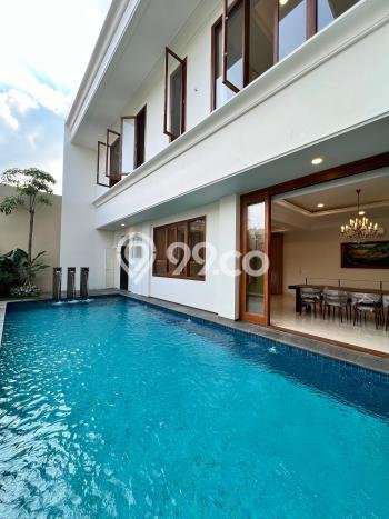 Rumah Lokasi Strategis di Kemang, Jakarta Selatan, LT 517m² Bangunan 760m² Rumah Lokasi Strategis di Kemang, Jakarta Selatan, LT 517m² Bangunan 760m²
