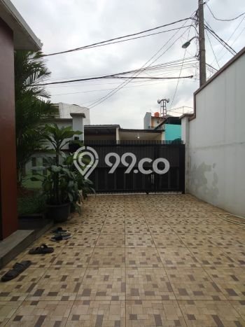 Rumah Elit Modern Tanpa Renovasi di Cilangkap Jakarta Timur Rumah Elit Modern Tanpa Renovasi di Cilangkap Jakarta Timur