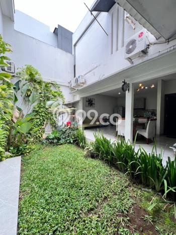Jual Rumah Mewah Elegan Dengan View Cantik di Pejaten, Jakarta Selatan Jual Rumah Mewah Elegan Dengan View Cantik di Pejaten, Jakarta Selatan