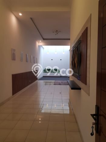 Rumah Minimalis 2 KT LT 126m2 di Taman Kopo Indah Rumah Minimalis 2 KT LT 126m2 di Taman Kopo Indah