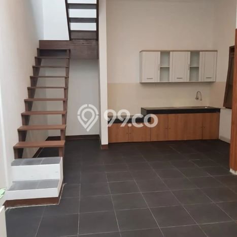 Rumah Minimalis 2 KT LT 126m2 di Taman Kopo Indah Rumah Minimalis 2 KT LT 126m2 di Taman Kopo Indah