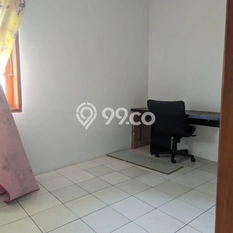 LOKASI PREMIUM! Ruko di Setra Sari, Luas 180m², Lokasi Niaga LOKASI PREMIUM! Ruko di Setra Sari, Luas 180m², Lokasi Niaga