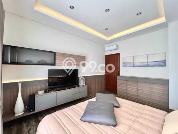 Rumah Elit Modern Siap Huni di Setra Duta Bandung Rumah Elit Modern Siap Huni di Setra Duta Bandung