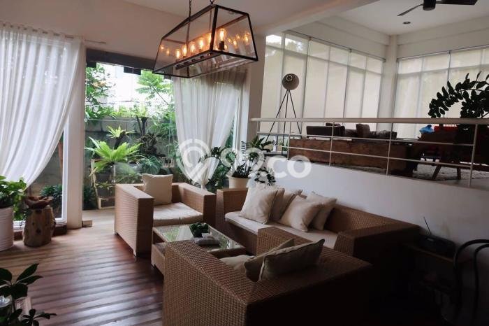 For Sale! Luxury House LT 232m2 Desain Modern di Dago For Sale! Luxury House LT 232m2 Desain Modern di Dago