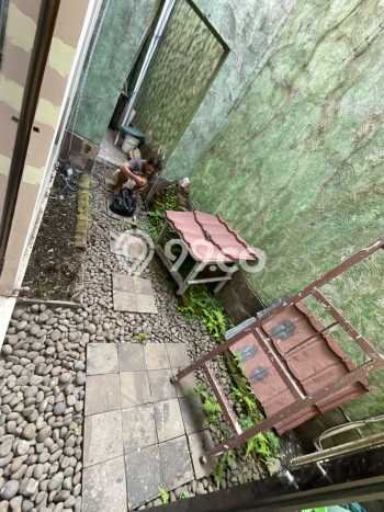 Dijual Rumah 5 Kamar Lokasi Ideal Bagus dan Strategis di Andir Dijual Rumah 5 Kamar Lokasi Ideal Bagus dan Strategis di Andir