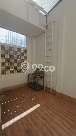 Ruko disewakan lokasi strategis Regol Bandung 230m2 Ruko disewakan lokasi strategis Regol Bandung 230m2