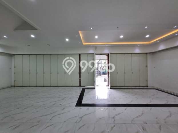 Disewakan Kantor di Lengkong Bandung LT 328m2, LB 1082m2 Disewakan Kantor di Lengkong Bandung LT 328m2, LB 1082m2