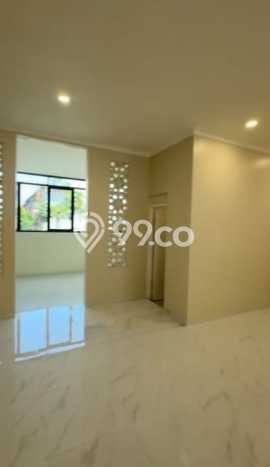 Rumah Elit LB 250m2 Siap Pakai Desain Elegan di Singgasana, Bandung Rumah Elit LB 250m2 Siap Pakai Desain Elegan di Singgasana, Bandung