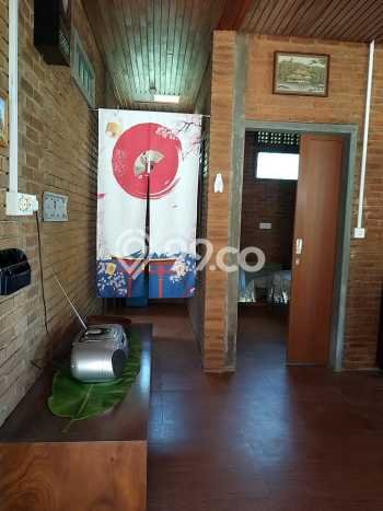 For Sale! Luxury House LT 3024m2 Desain Modern di Ujungberung For Sale! Luxury House LT 3024m2 Desain Modern di Ujungberung