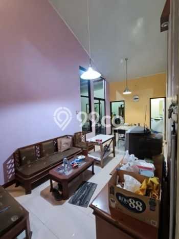 Dijual Rumah 5 Kamar Lokasi Ideal Bagus dan Strategis di Andir Dijual Rumah 5 Kamar Lokasi Ideal Bagus dan Strategis di Andir