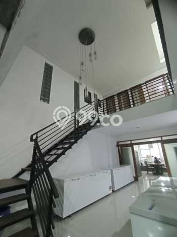 Rumah Eksklusif Siap Huni LT 263m2 di Cimahi Utara, Cimahi Rumah Eksklusif Siap Huni LT 263m2 di Cimahi Utara, Cimahi