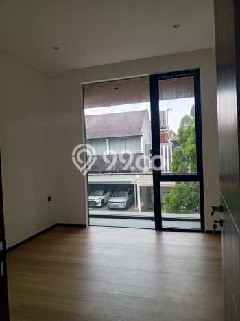 Rumah Elit Modern Tanpa Renovasi di Kota Baru Parahyangan Bandung Rumah Elit Modern Tanpa Renovasi di Kota Baru Parahyangan Bandung