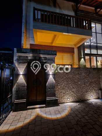 DIJUAL CEPAT! Rumah Siap Huni Lokasi Premium Nusa Dua, LT 161m² LB 160m² DIJUAL CEPAT! Rumah Siap Huni Lokasi Premium Nusa Dua, LT 161m² LB 160m²