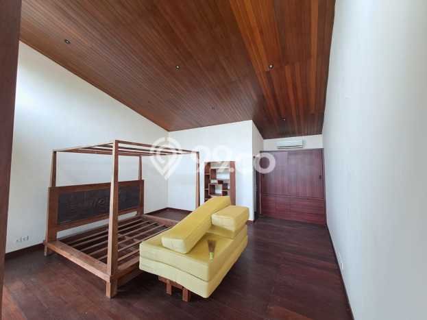 Properti Mewah LT 2000m² Dekat Pusat Kota di Kediri, Tabanan Properti Mewah LT 2000m² Dekat Pusat Kota di Kediri, Tabanan