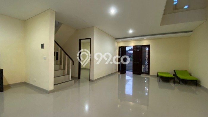 SPECIAL PRICE! Rumah Asri lokasi Renon, Luas 191m² Bangunan 151m² SPECIAL PRICE! Rumah Asri lokasi Renon, Luas 191m² Bangunan 151m²