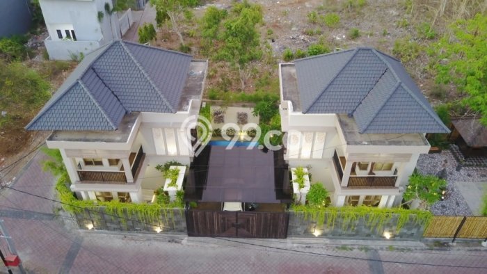 Rumah Disewakan Badung LT 380m2 LB 300m2 Area Nusa Dua Rumah Disewakan Badung LT 380m2 LB 300m2 Area Nusa Dua