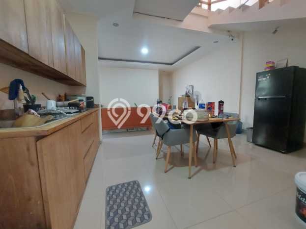 Rumah Asri area Taman Griya, 2 KM, LT 120m² Bangunan 200m² Rumah Asri area Taman Griya, 2 KM, LT 120m² Bangunan 200m²