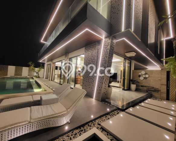 DIJUAL! Vila Kawasan Pecatu, Luas 400m², Posisi Premium DIJUAL! Vila Kawasan Pecatu, Luas 400m², Posisi Premium