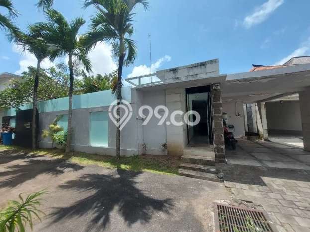 Rumah di Nusa Dua, Dekat Tol, 3 KT, Luas 184m² Bangunan 140m² Rumah di Nusa Dua, Dekat Tol, 3 KT, Luas 184m² Bangunan 140m²