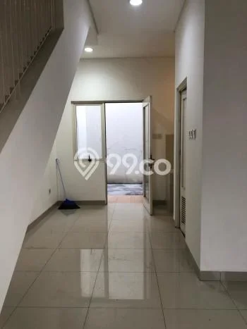Dijual Rumah Eksklusif 2 KT di BSD City, Tangerang Dijual Rumah Eksklusif 2 KT di BSD City, Tangerang