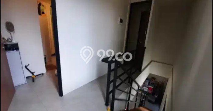 For Sale Rumah 3 Kamar Lokasi Ideal Bagus dan Strategis di Kelapa Dua For Sale Rumah 3 Kamar Lokasi Ideal Bagus dan Strategis di Kelapa Dua