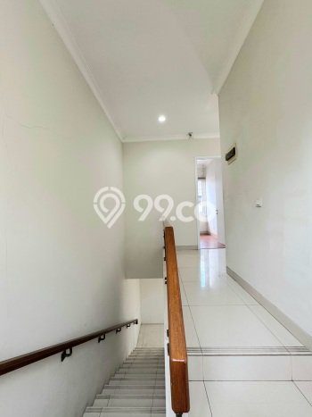Rumah Elit Modern Siap Huni di BSD City Tangerang Rumah Elit Modern Siap Huni di BSD City Tangerang