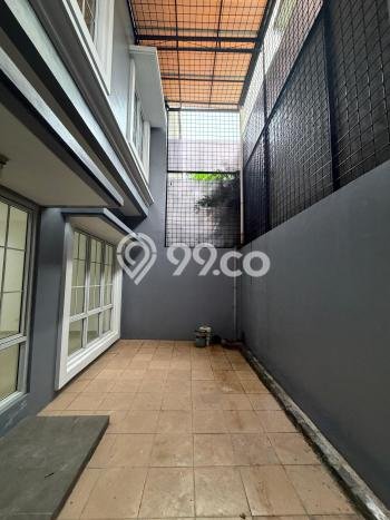 Rumah Elit Modern Tanpa Renovasi di Gading Serpong IL Lago Tangerang Rumah Elit Modern Tanpa Renovasi di Gading Serpong IL Lago Tangerang