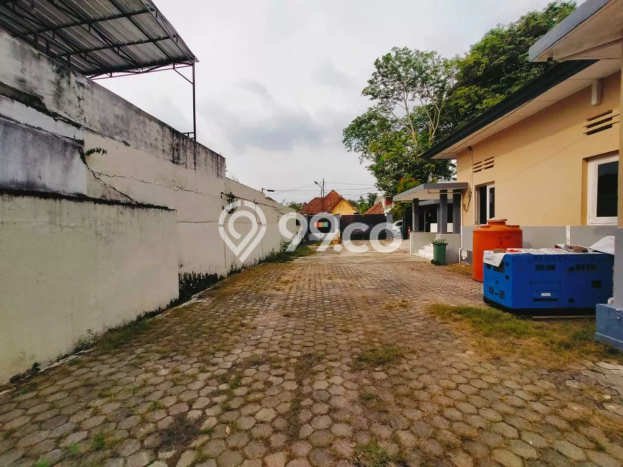 Lokasi strategis! Rumah siap pakai dikontrakkan di Bukit Kecil LB 600m2 Lokasi strategis! Rumah siap pakai dikontrakkan di Bukit Kecil LB 600m2