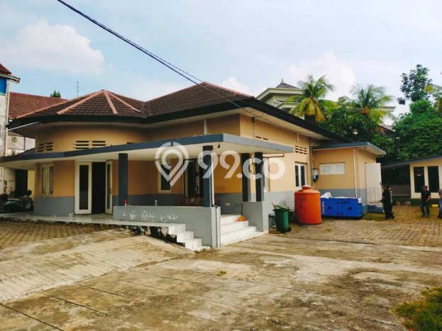 Lokasi strategis! Rumah siap pakai dikontrakkan di Bukit Kecil LB 600m2 Lokasi strategis! Rumah siap pakai dikontrakkan di Bukit Kecil LB 600m2
