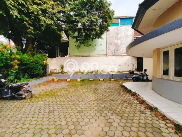 Lokasi strategis! Rumah siap pakai dikontrakkan di Bukit Kecil LB 600m2 Lokasi strategis! Rumah siap pakai dikontrakkan di Bukit Kecil LB 600m2