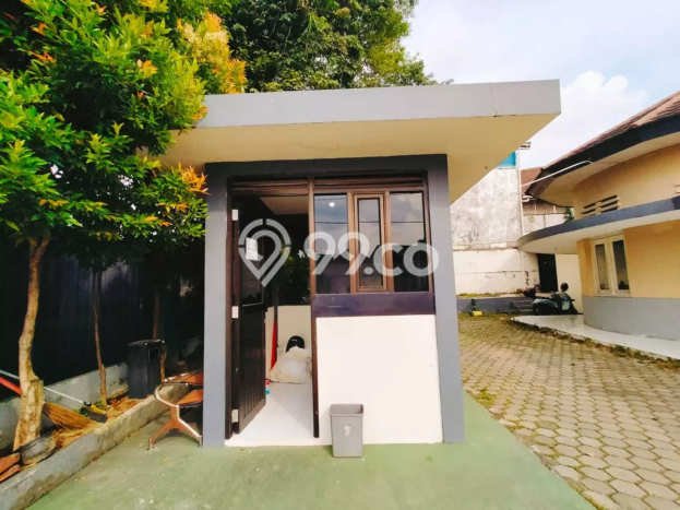 Lokasi strategis! Rumah siap pakai dikontrakkan di Bukit Kecil LB 600m2 Lokasi strategis! Rumah siap pakai dikontrakkan di Bukit Kecil LB 600m2
