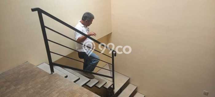 Dijual Rumah 4 Kamar Lokasi Strategis Bagus dan Strategis di Pancoran Mas Dijual Rumah 4 Kamar Lokasi Strategis Bagus dan Strategis di Pancoran Mas