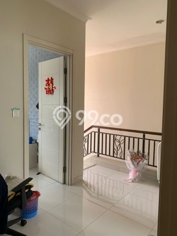 Rumah Luas Asri 4 KT Siap Pakai di Gading Serpong Tangerang Rumah Luas Asri 4 KT Siap Pakai di Gading Serpong Tangerang