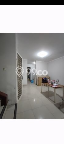 Rumah EXCLUSIVE! area Gading Serpong, Tangerang, LT 119m² Bangunan 120m², HARGA SPESIAL Rumah EXCLUSIVE! area Gading Serpong, Tangerang, LT 119m² Bangunan 120m², HARGA SPESIAL