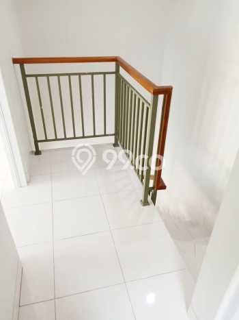 Rumah Luas Asri 2 KT Siap Pakai di Gading Serpong Tangerang Rumah Luas Asri 2 KT Siap Pakai di Gading Serpong Tangerang