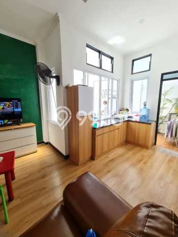 Rumah lokasi Gading Serpong, Tangerang, Luas 126m2m² LB 200m2m² Rumah lokasi Gading Serpong, Tangerang, Luas 126m2m² LB 200m2m²