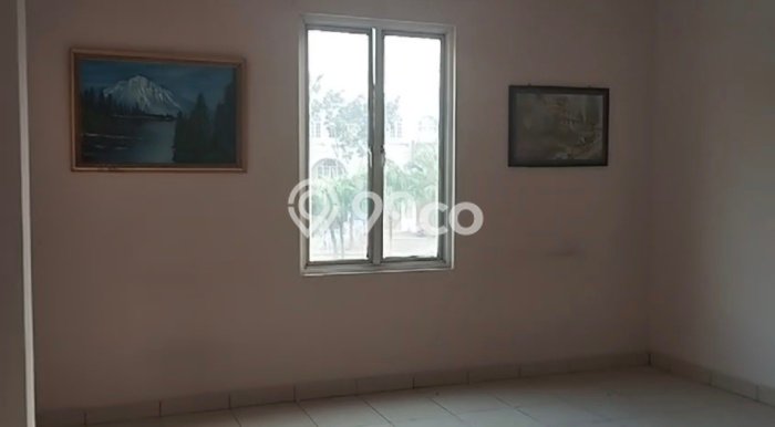 LOKASI PREMIUM! Ruko Kawasan Niaga di Gading Serpong, Luas 250m², Siap Operasional LOKASI PREMIUM! Ruko Kawasan Niaga di Gading Serpong, Luas 250m², Siap Operasional