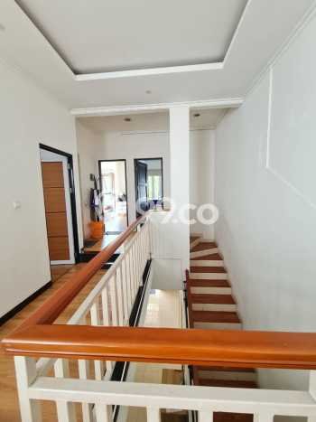 Rumah lokasi Gading Serpong, Tangerang, Luas 126m2m² LB 200m2m² Rumah lokasi Gading Serpong, Tangerang, Luas 126m2m² LB 200m2m²