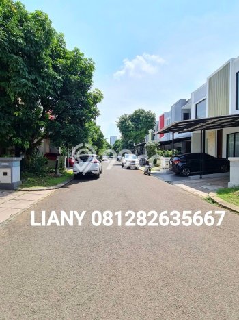 Rumah lokasi Gading Serpong, Tangerang, Luas 126m2m² LB 200m2m² Rumah lokasi Gading Serpong, Tangerang, Luas 126m2m² LB 200m2m²