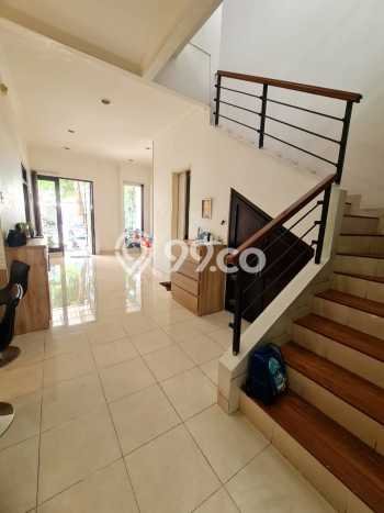 Rumah lokasi Gading Serpong, Tangerang, Luas 126m2m² LB 200m2m² Rumah lokasi Gading Serpong, Tangerang, Luas 126m2m² LB 200m2m²