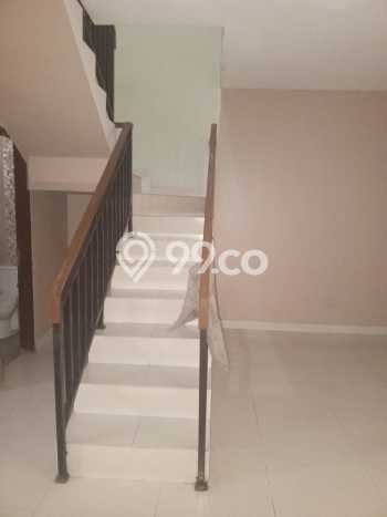 Jual Rumah Eksklusif 4 KT di Ciganjur, Jakarta Selatan Jual Rumah Eksklusif 4 KT di Ciganjur, Jakarta Selatan