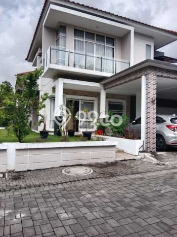 Rumah Luxury Modern Siap Huni di Kota Baru Parahyangan Bandung Rumah Luxury Modern Siap Huni di Kota Baru Parahyangan Bandung