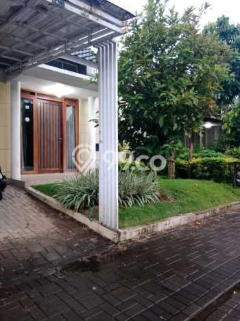 Disewakan! Rumah 3 Kamar Tidur &
1 Kamar Mandi di Kota Baru Parahyangan, Bandung Disewakan! Rumah 3 Kamar Tidur &
1 Kamar Mandi di Kota Baru Parahyangan, Bandung