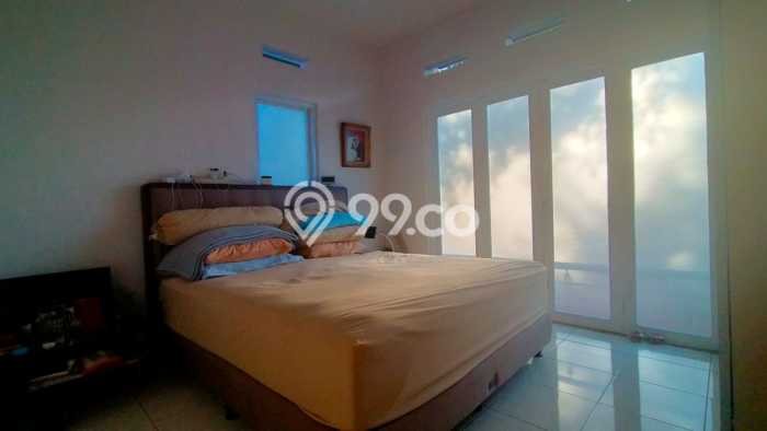 Rumah Terawat di Kota Baru Parahyangan, Bandung, LT 252m², Luas Bangunan 250m² Rumah Terawat di Kota Baru Parahyangan, Bandung, LT 252m², Luas Bangunan 250m²