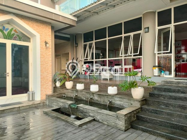 KESEMPATAN TERBAIK! Tersedia KPR Rumah Minimalis di Kota Baru Parahyangan, Bandung, LT 366m² LB 275m² KESEMPATAN TERBAIK! Tersedia KPR Rumah Minimalis di Kota Baru Parahyangan, Bandung, LT 366m² LB 275m²