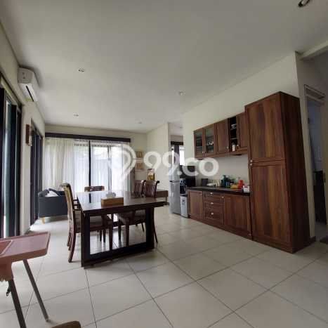 Disewakan! Rumah 4 Kamar Tidur &
3 Kamar Mandi di Kota Baru Parahyangan, Bandung Disewakan! Rumah 4 Kamar Tidur &
3 Kamar Mandi di Kota Baru Parahyangan, Bandung