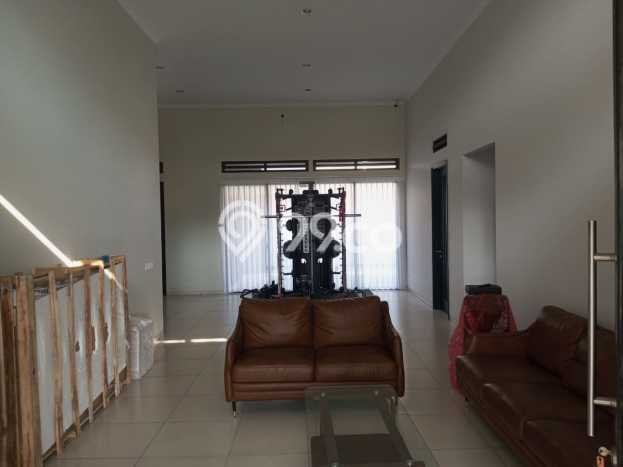 Rumah sewa siap pakai 4 KT di Kota Baru Parahyangan, Bandung Rumah sewa siap pakai 4 KT di Kota Baru Parahyangan, Bandung
